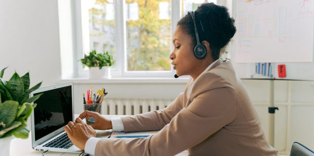 Multiply clients by 15! Master rapid response, delight customers, and skyrocket your business to unrivaled success.