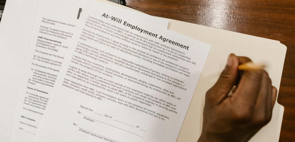 DTSA whistleblower protections in separation agreements: Disclose trade secrets safely to report wrongdoing.