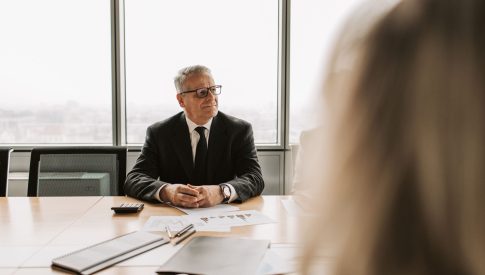 Explore fractional general counsel costs in 2026 pricing models, and legal budgets for your business.